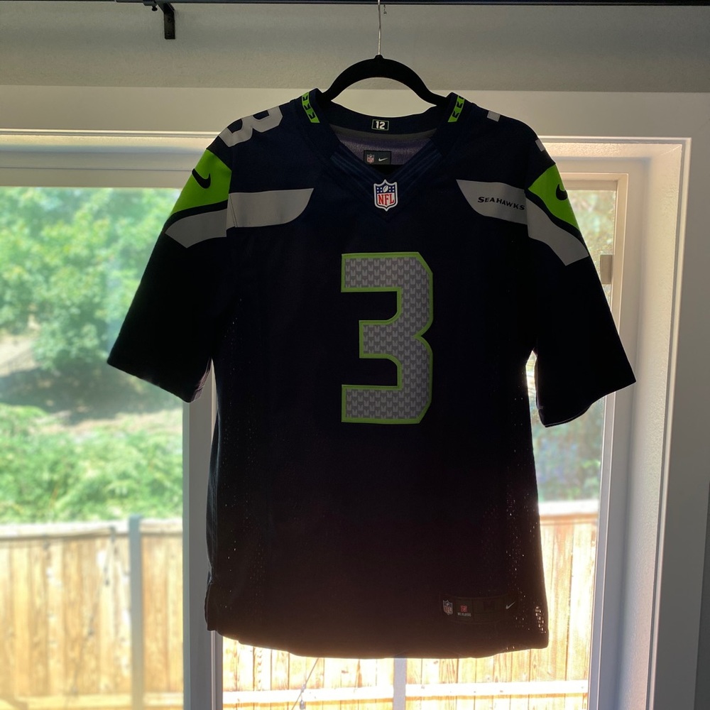 Russel Wilson/Seattle Seahawks limited jersey M